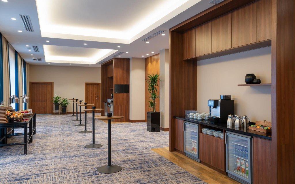 Hotel Courtyard By Marriott Taskent Exterior foto